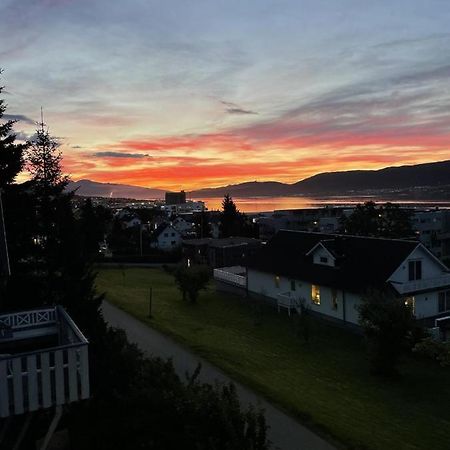 Penthouse Apartment With Amazing View. トロムソ エクステリア 写真
