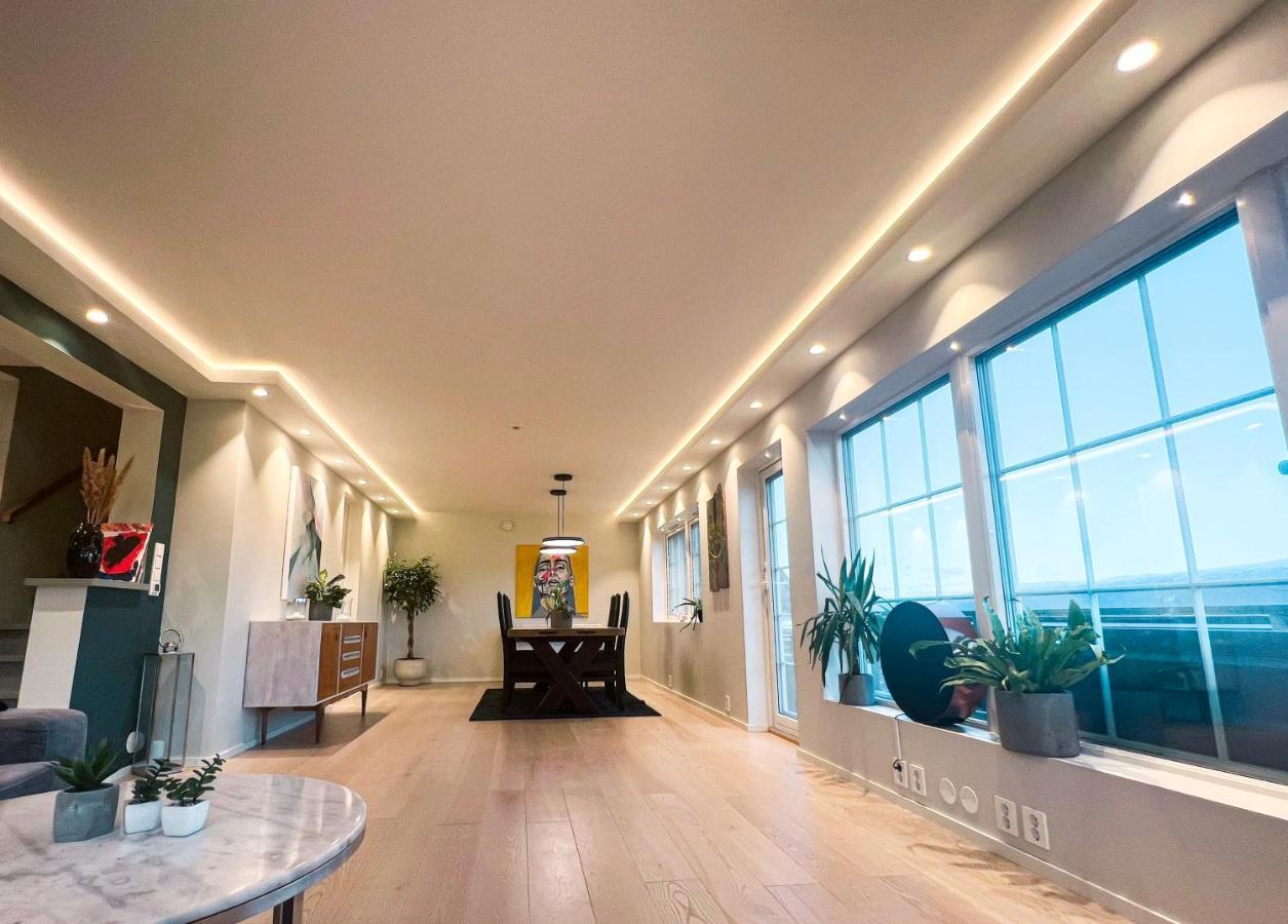 Penthouse Apartment With Amazing View. トロムソ エクステリア 写真
